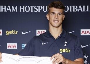 Tottenham, 16 yaşındaki yıldızı transfer etti